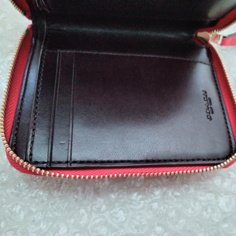 Coach Neon Pink Embossed Zipper Wallet Clutch - Picture 6 of 11